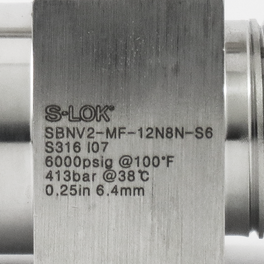 Válvula de Aguja 3/4" Macho x 1/2" Hembra Roscada NPT