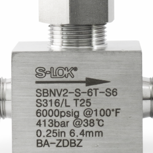 Válvula de Aguja 3/8" OD