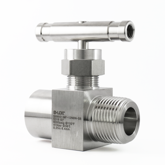 Válvula de Aguja 3/4" Macho x 1/2" Hembra Roscada NPT