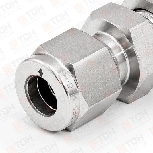 Unión Pasamuro 1/4" OD